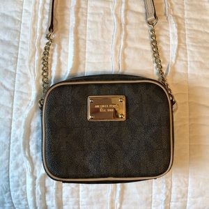 Michael Kors Hamilton Crossbody